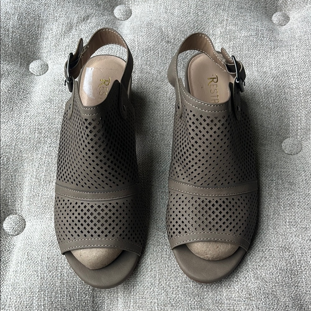 Restricted Brown Sandals with strap Size 6